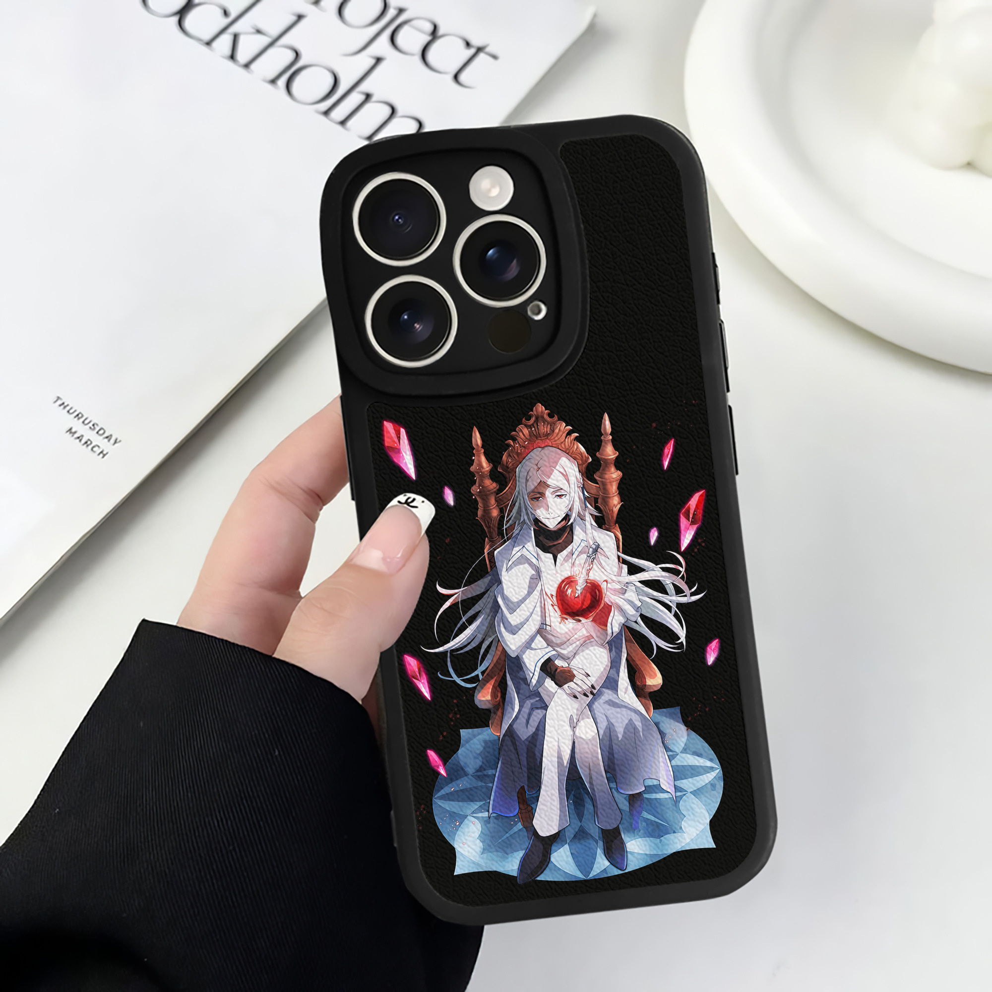 （画像用） 文豪ストレイドッグス Bungo Stray Dogs 【iPhone 16シリーズ対応】シリコンスマホケース（レザー調） 材質：シリコン